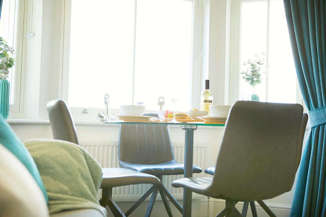 Sea View Serenity Breath Taking Sea View Sleeps 4 Scarborough Buitenkant foto
