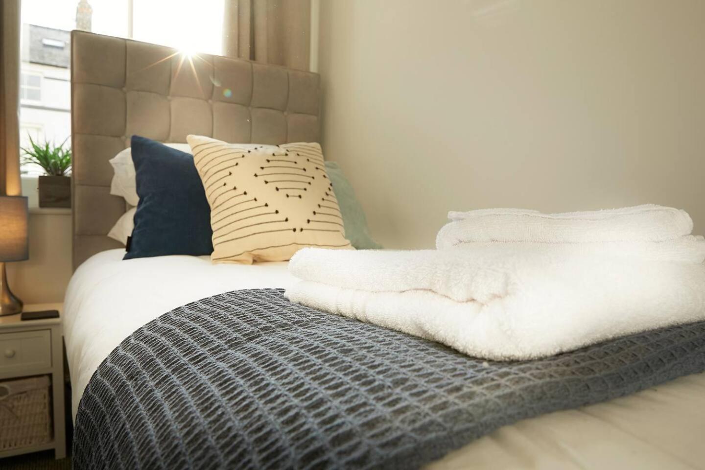 Sea View Serenity Breath Taking Sea View Sleeps 4 Scarborough Buitenkant foto